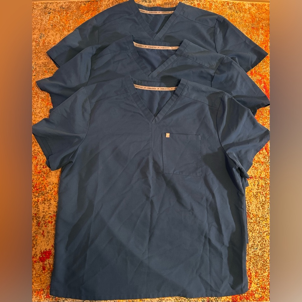 Fabletics Mens Blue Solid Medical Scrubs 3-Tops & 1 Bottom Sizes XXL. Work Wear.